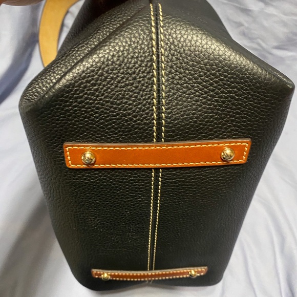 EUC Dooney & Bourke Pebble Grain Lg Black 30 Sac Hobo Shoulder Bag - Picture 6 of 12